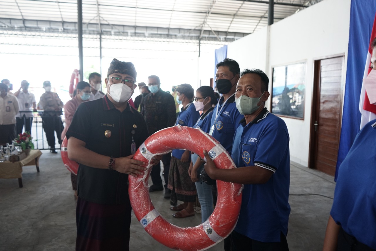 Wawali Arya Wibawa Buka Bimtek Operator Angkutan Laut  Harapkan Dapat Meningkatkan Kualitas SDM