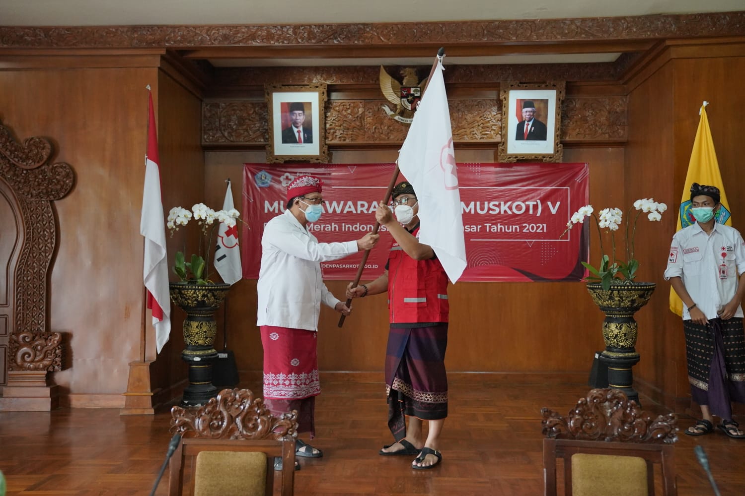 Wawali Arya Wibawa Resmi Dilantik Menjadi Ketua PMI Kota Denpasar Periode 2021 -2026