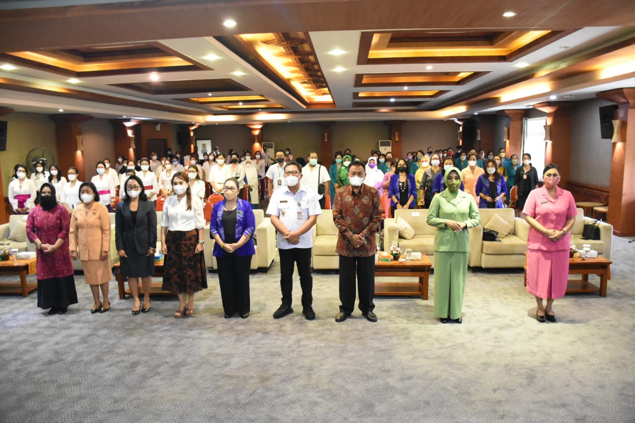 Wawali Arya Wibawa Hadiri Peringatan Hari Ibu Ke-93 di Kota Denpasar