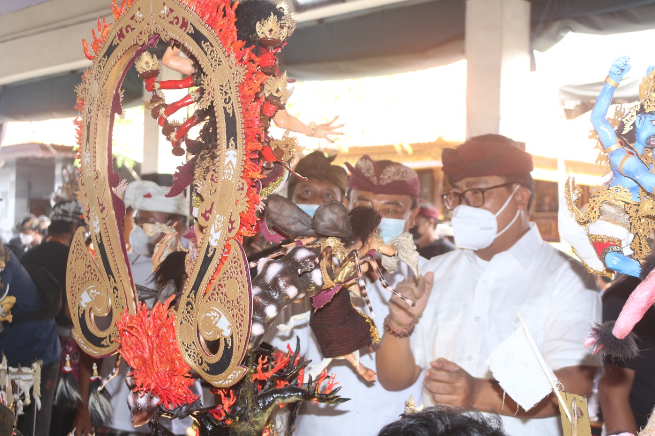 Wawali Arya Wibawa Buka Lomba Ogoh Ogoh Mini