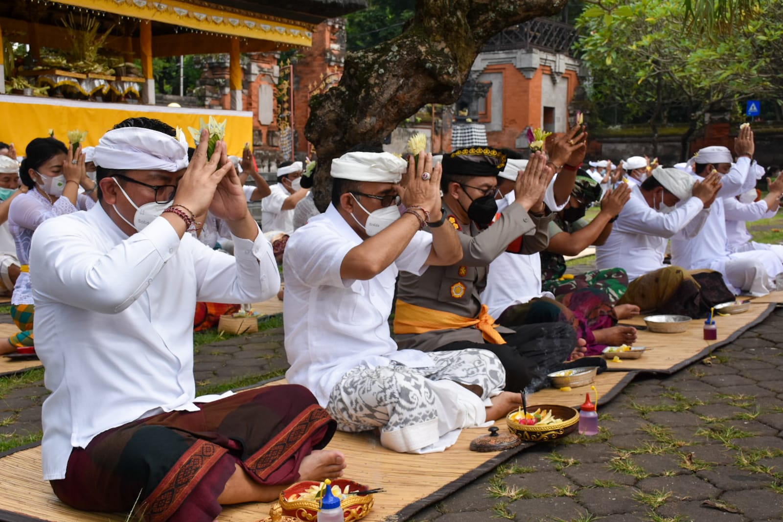 Pemkot Denpasar Gelar Upacara Jagat Kerthi Peringati Hari Tumpek Wayang