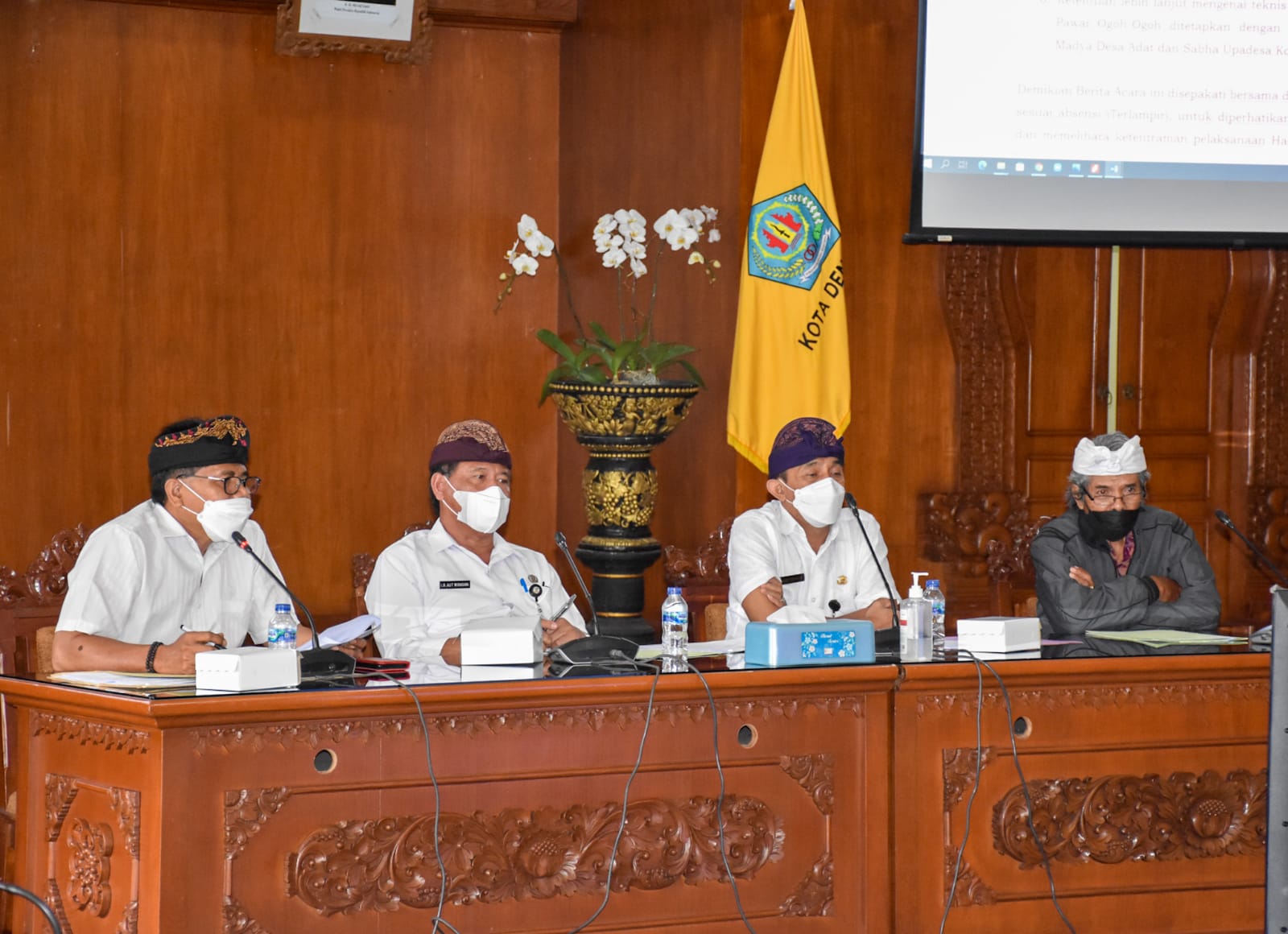 Parum Bendesa Se-Kota Denpasar Sepakati Pembuatan dan Pengarakan Ogoh-ogoh Wajib Terapkan Prokes 