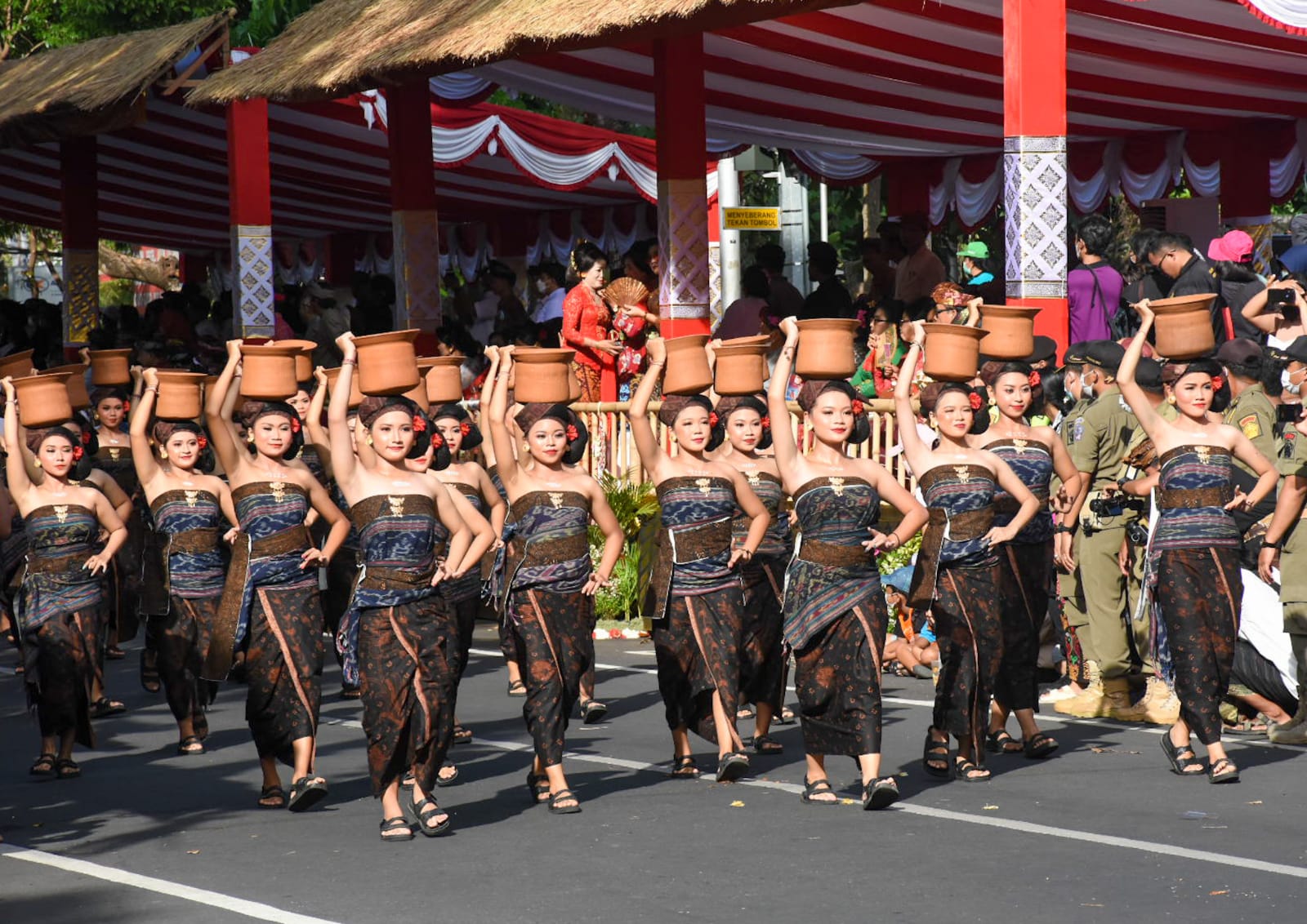 Kota Denpasar Tampilkan Garapan Manah Toya Ning di Peed Aya PKB XLIV