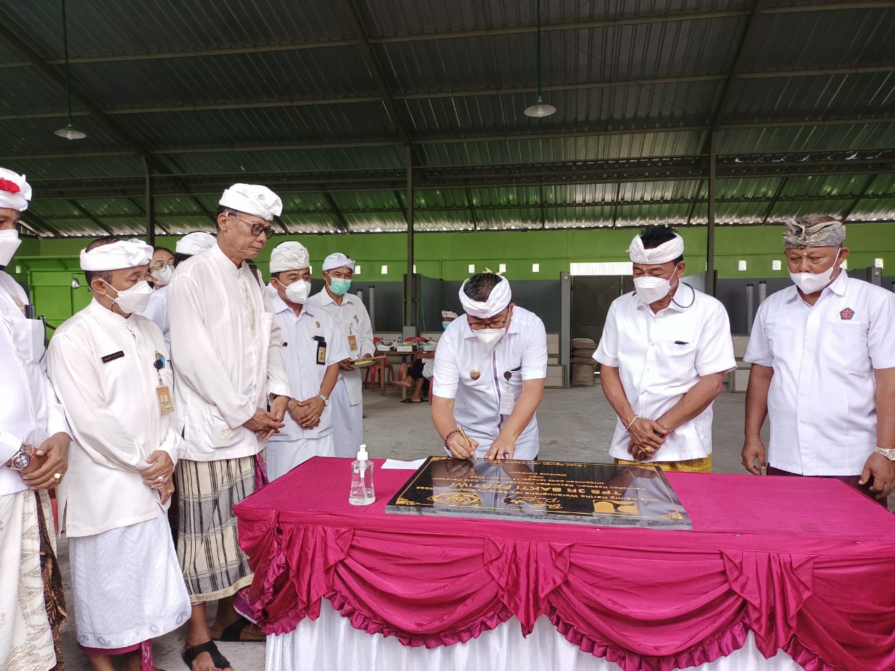 Wawali Arya Wibawa Resmikan TPS3R Bakti Pertiwi Kelurahan Kesiman