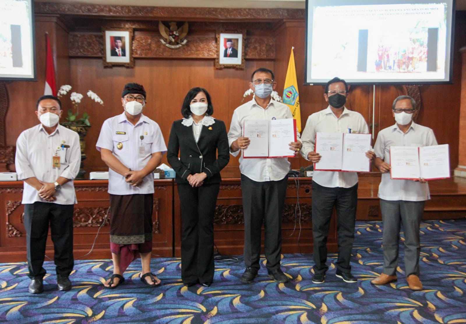 Tiga Perumda Kota Denpasar Tandatangani Kesepakatan Bersama Dengan Kejari     Sebagai Langkah Preventif Pencegahan Timbulnya Kasus Hukum