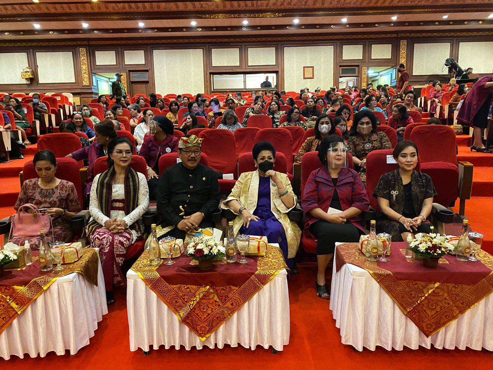 Ny. Ayu Kristi Arya Wibawa Hadiri Pengukuhan Pengurus DPD FPPI Provinsi Bali