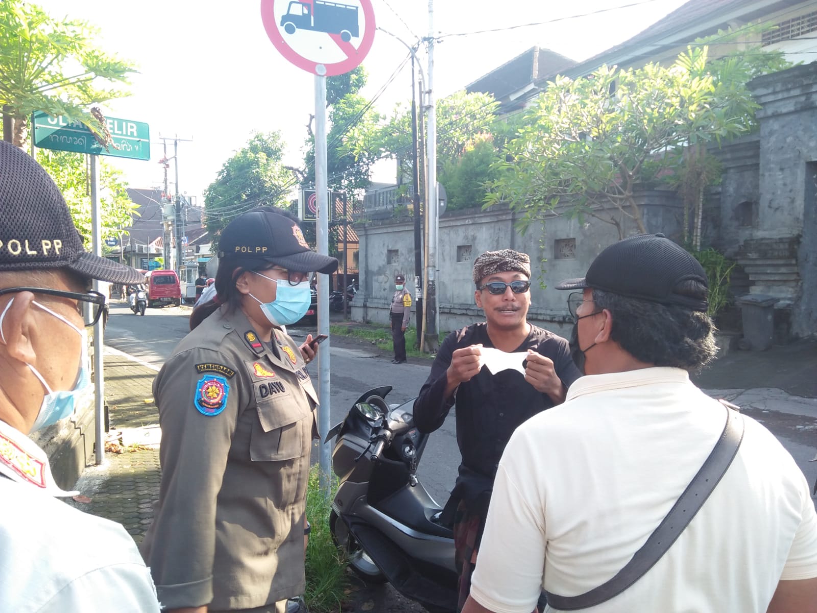 PPKM  Denpasar Turun Level, Tim Yustisi Denpasar Tetap Lakukan Penertiban  