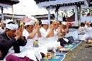 Pemkot Denpasar Ngaturang Bhakti Piodalan Di Pura Pengubengan