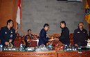 WALI KOTA DENPASAR SAMPAIKAN RANPERDA PERTANGGUNGJAWABAN TAHUN 2012