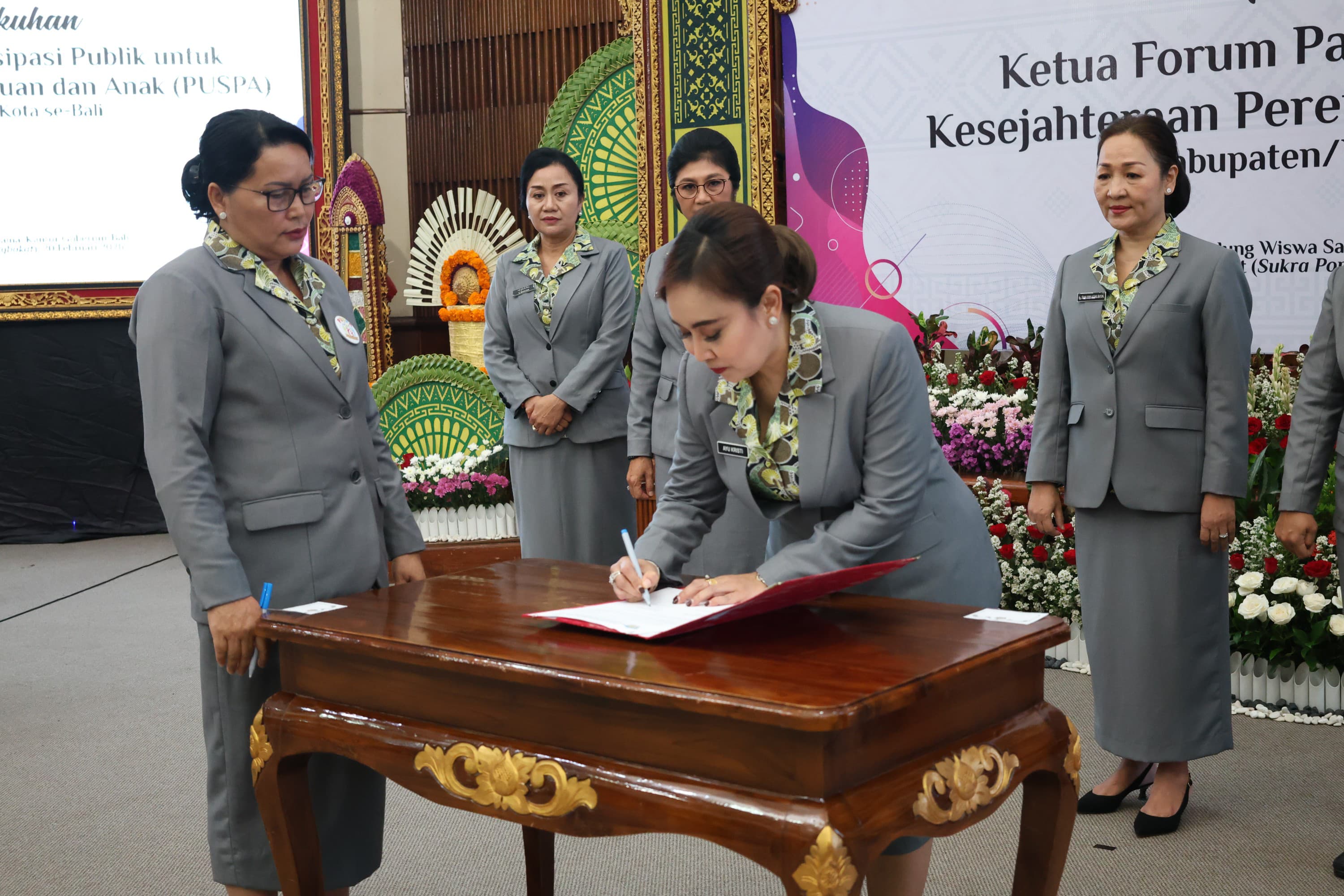 Ny. Ayu Kristi Arya Wibawa Dikukuhkan sebagai Ketua Forum PUSPA Kota Denpasar