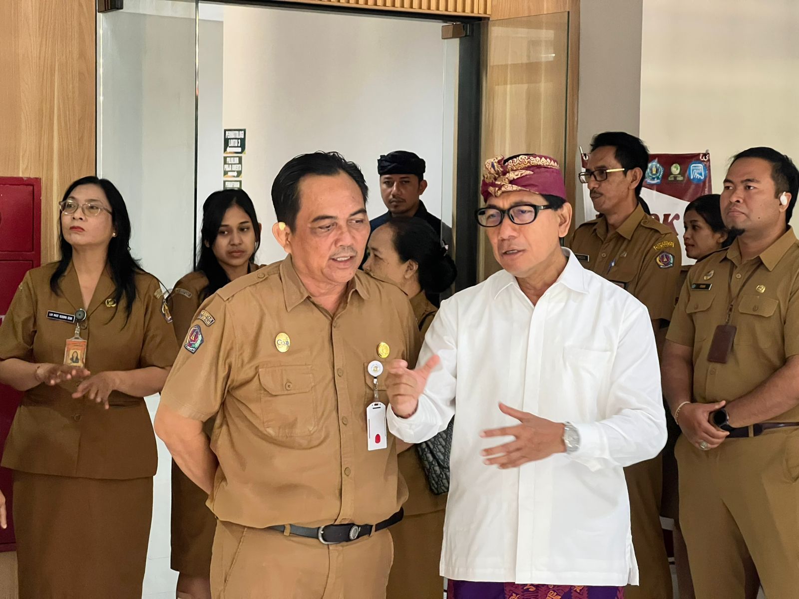 Sekda Eddy Mulya Tinjau Beberapa Lokasi Pelayanan Publik Kota Denpasar Saat Periode Cuti Bersama Hari Raya Idul Fitri 2026