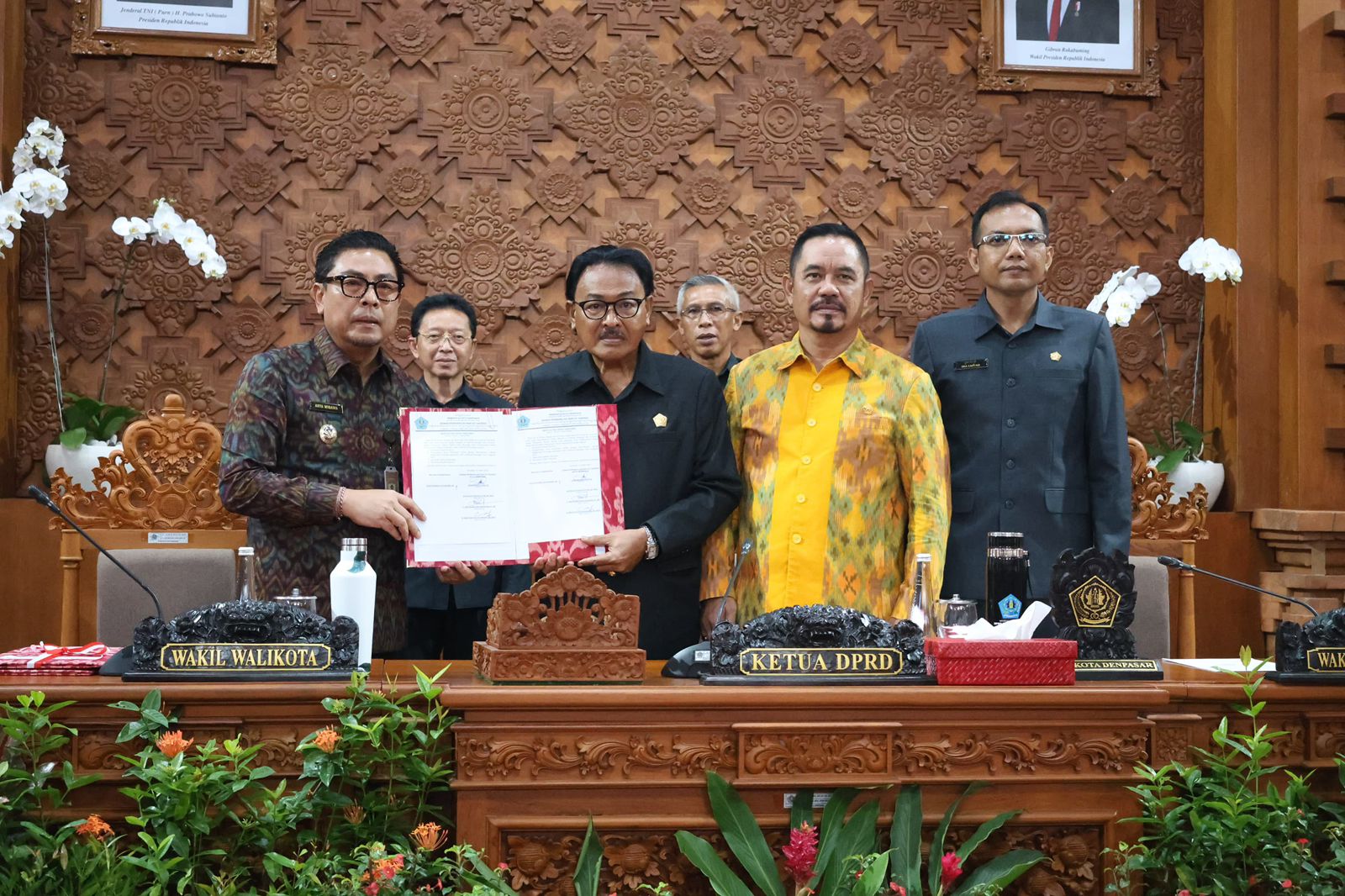 DPRD Kota Denpasar Gelar Penutupan Sidang Paripurna ke-4 Sampaikan Rekomendasi Terhadap LKPJ Wali Kota Denpasar Tahun Anggaran 2025