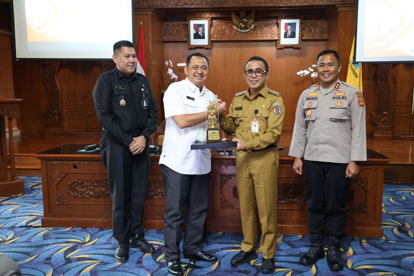 Wali Kota Jaya Negara Terima Kunjungan KKP Sespimmen Polri Harapkan Kolaborasi dengan Institusi Polri Dukung Pembangunan Kota Denpasar