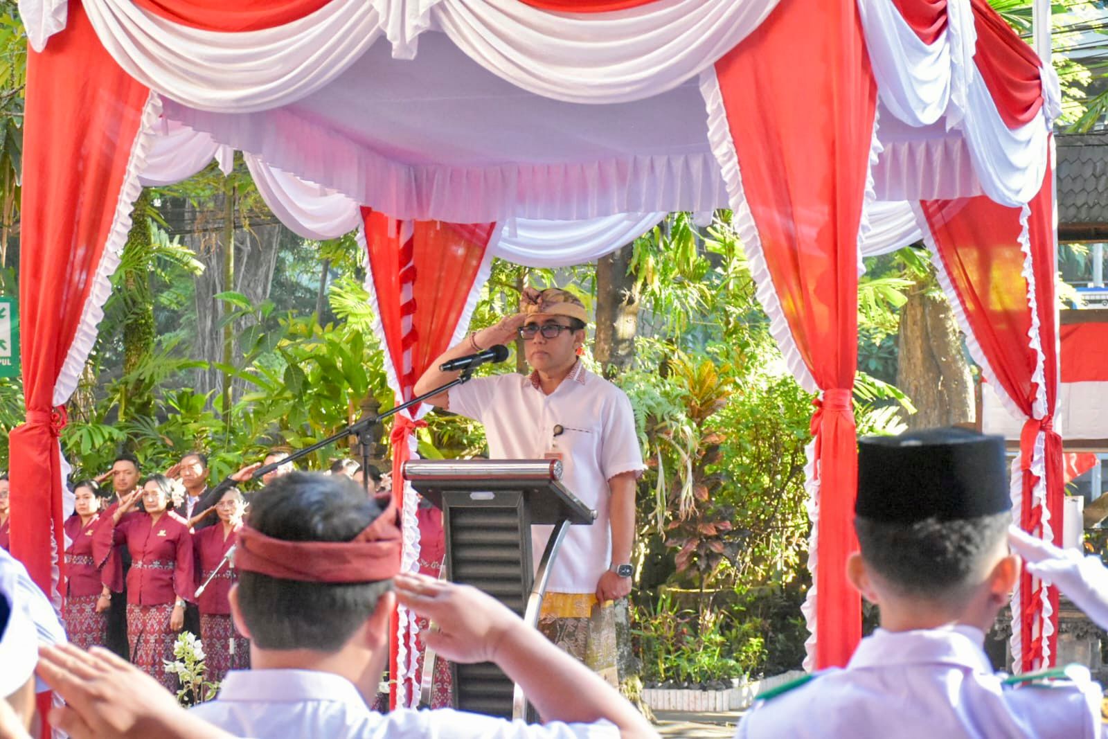 Walikota Jaya Negara Pimpin Apel Peringatan Hari Lahir Pancasila di Denpasar, Ajak Semua Pihak Berkolaborasi, Amalkan Nilai Pancasila Menuju Denpasar Maju.