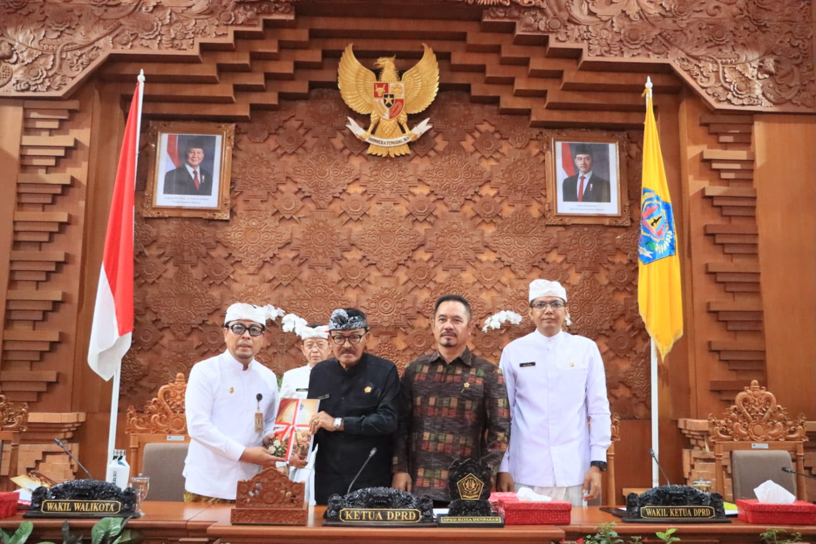 Seluruh Fraksi DPRD Sepakati Ranperda Pertanggungjawaban APBD 2025, Pemkot Denpasar Ajukan KUA-PPAS 2027