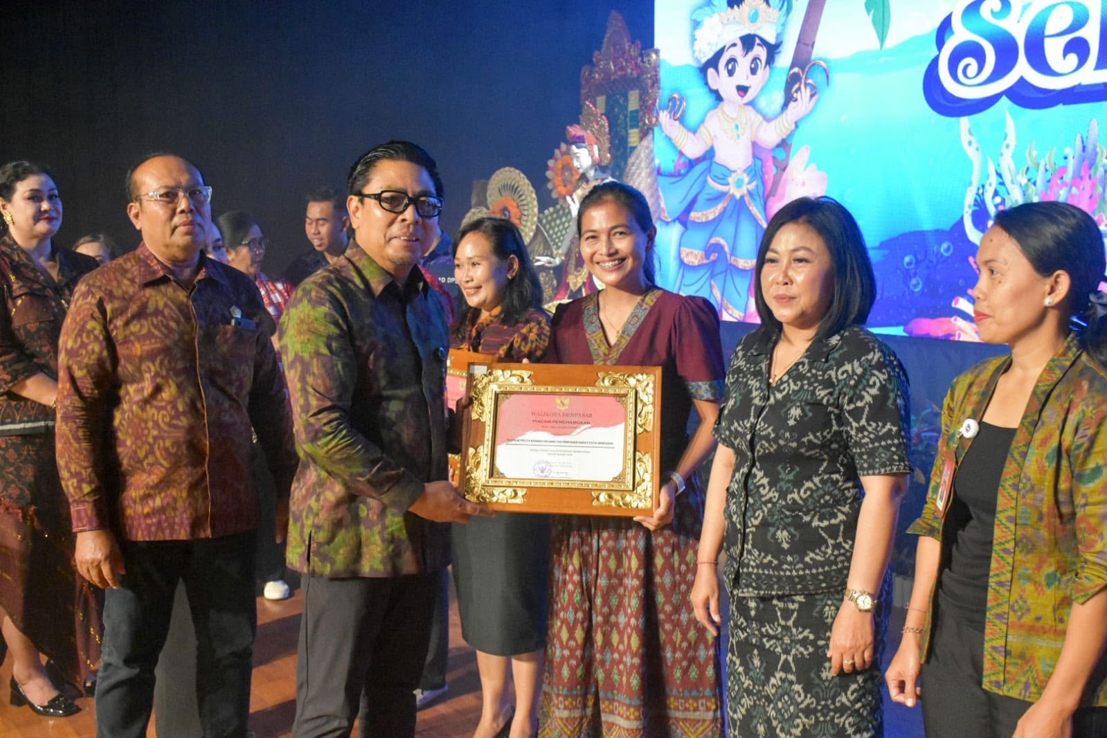 Peringatan Hari Anak Nasional di Denpasar Usung Tema "Sastraning Rare" Wawali Arya Wibawa: Sayangi Anak, Lindungi Haknya, Bangun Masa Depan.