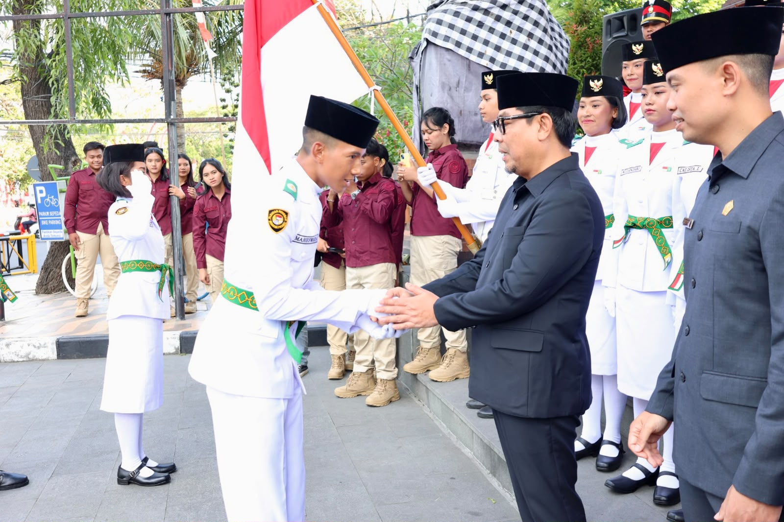 Gambar 2
