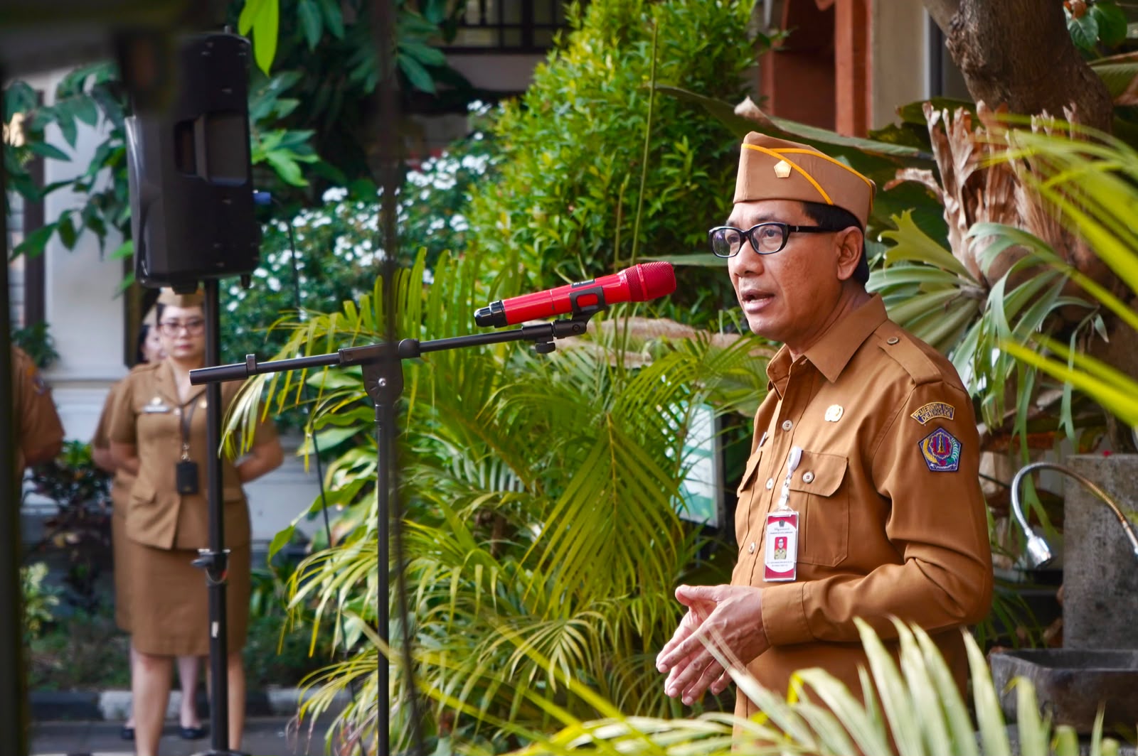 Sekda Eddy Mulya Pimpin Apel Disiplin di Lingkungan Bapenda Kota Denpasar. Tekankan Untuk Bersama Wujudkan Tata Kelola Keuangan Daerah Yang Optimal