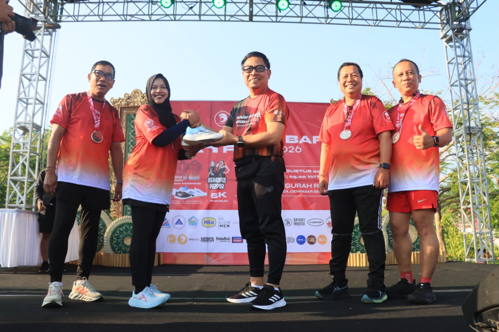 Berkibar Run 2026 Semarakkan HUT ke-81 Kemerdekaan RI Wawali Arya Wibawa: Wujudkan Gaya Hidup Sehat, Sportivitas, dan Kebersamaan