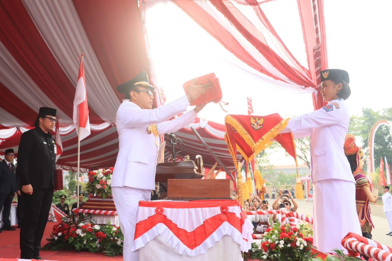 Walikota Jaya Negara Pimpin Apel HUT ke-81 RI, Ajak Warga Denpasar Perkuat Kepedulian dan Gotong Royong