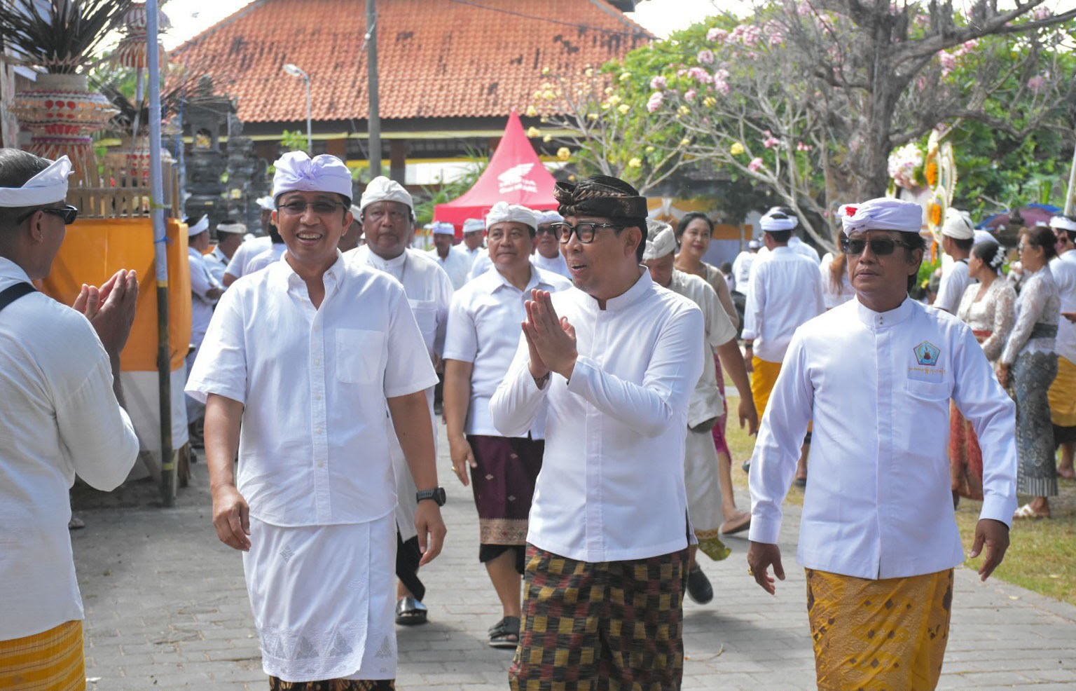 Gambar 2