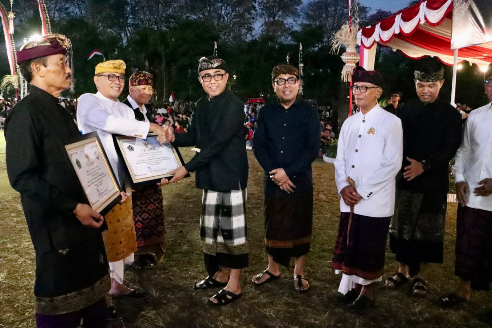 Gambar 2