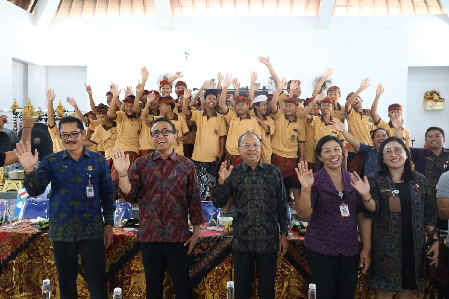 Gambar 2
